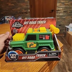 Off Road Truck - Green and Yellow